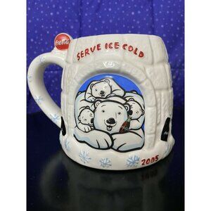Coca-Cola Polar Bear Igloo Mug 2005 Houston Harvest Ceramic‎ 4" Tall